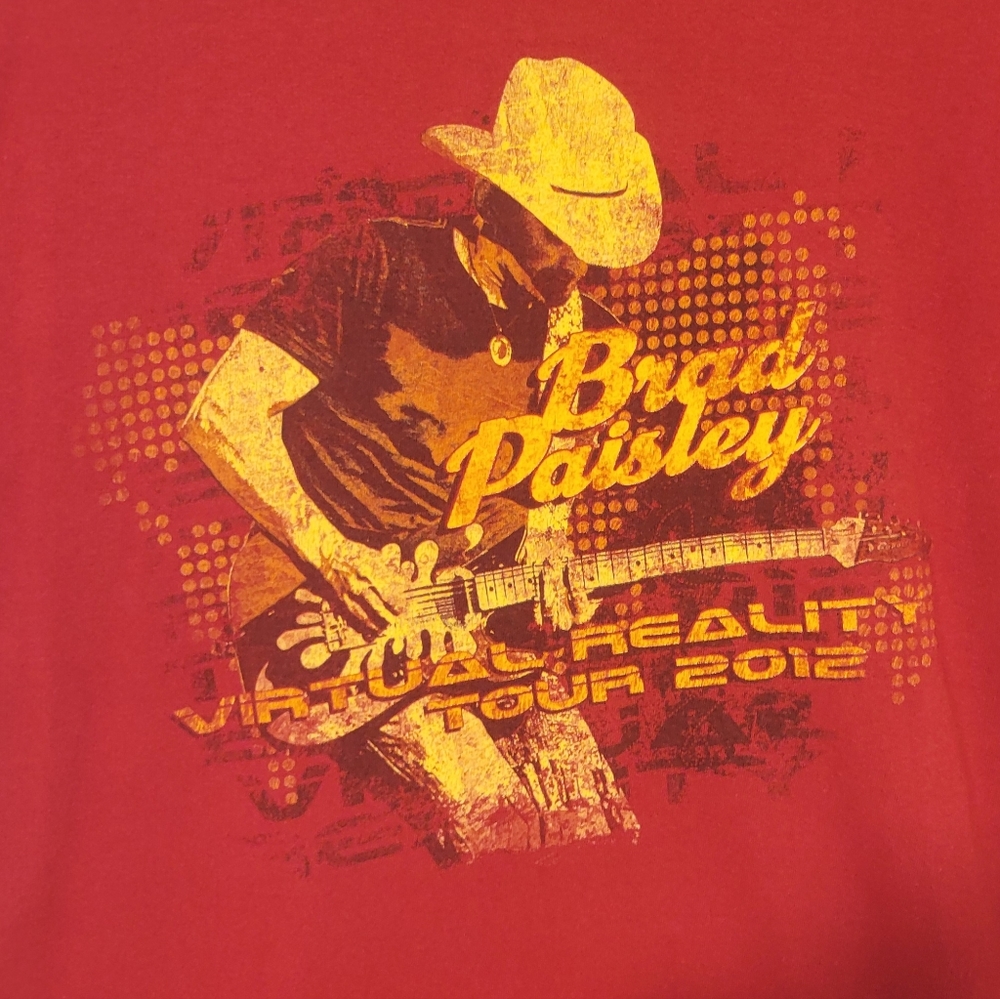 *Brad Paisley Virtual Reality* Concert T-shirt-Unisex